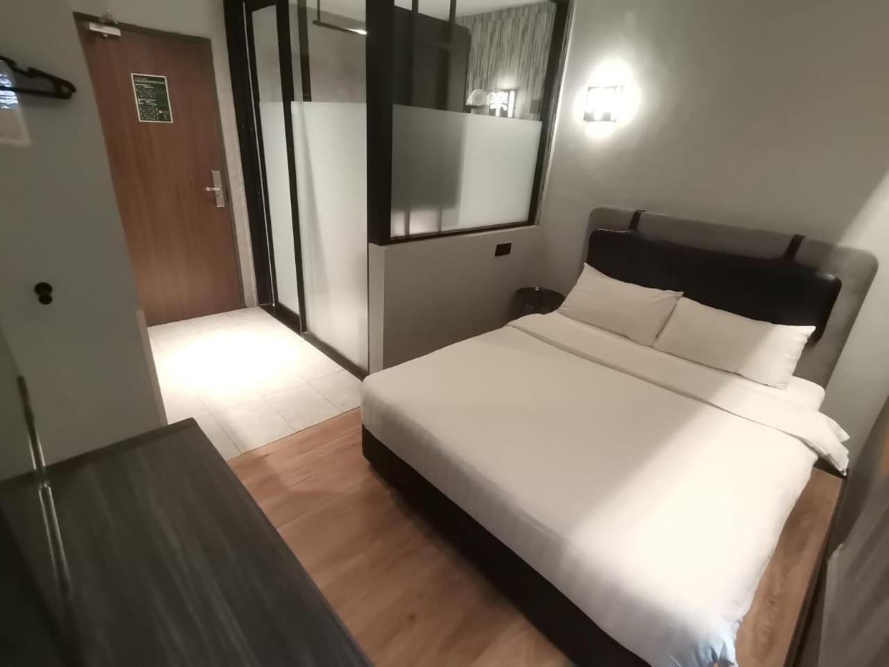 The Seraya Hotel Kota Kinabalu Esterno foto